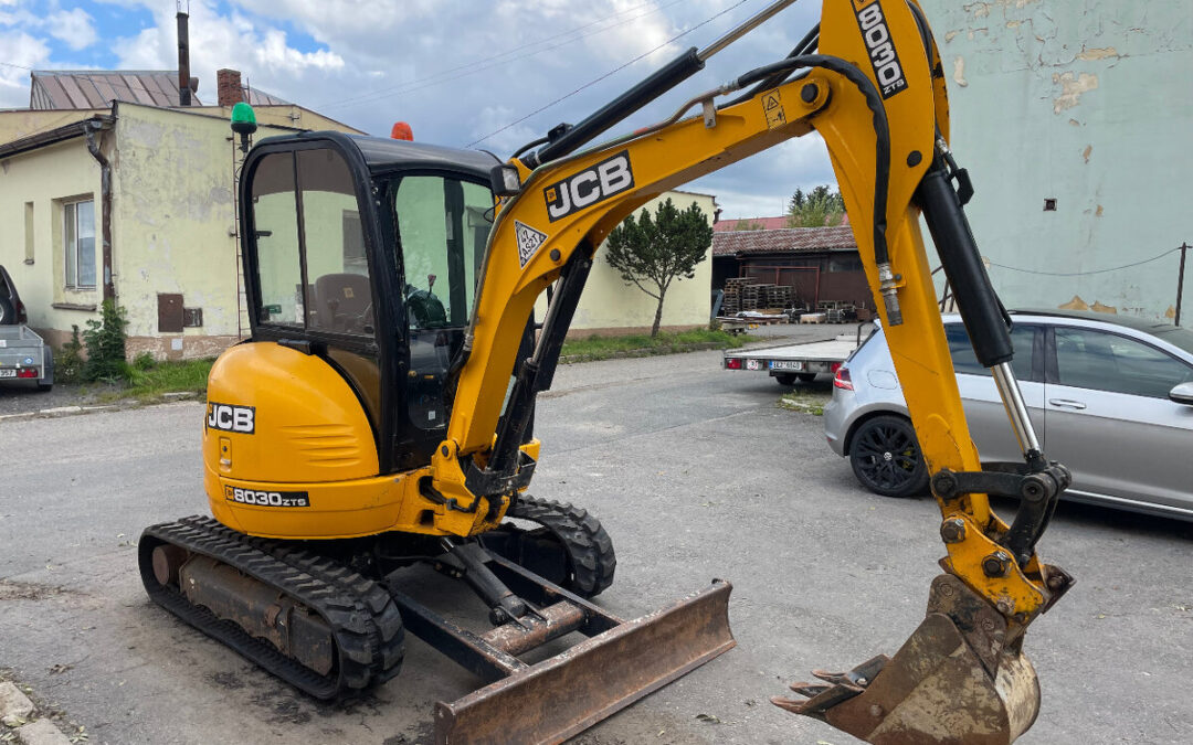 JCB 8030 – 3,3t