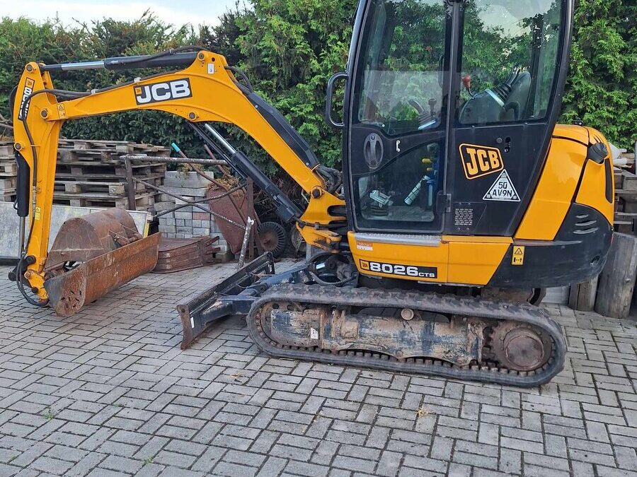 JCB 8026 – 2,5t